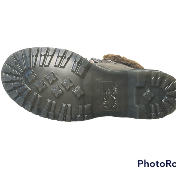 Dr Martens 1460 Serena Collar Faux Fur Lined Lace Up Boots NEW. Fall Winter Cold - Picture 3 of 4